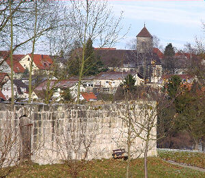 Adelberg und Klostermauer